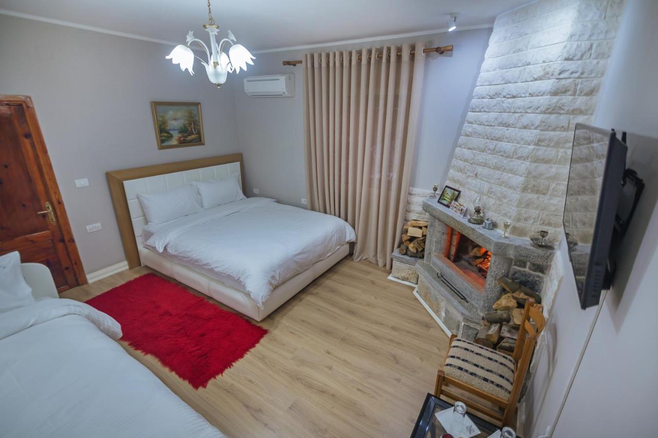 Vila 1 Korce Exterior foto